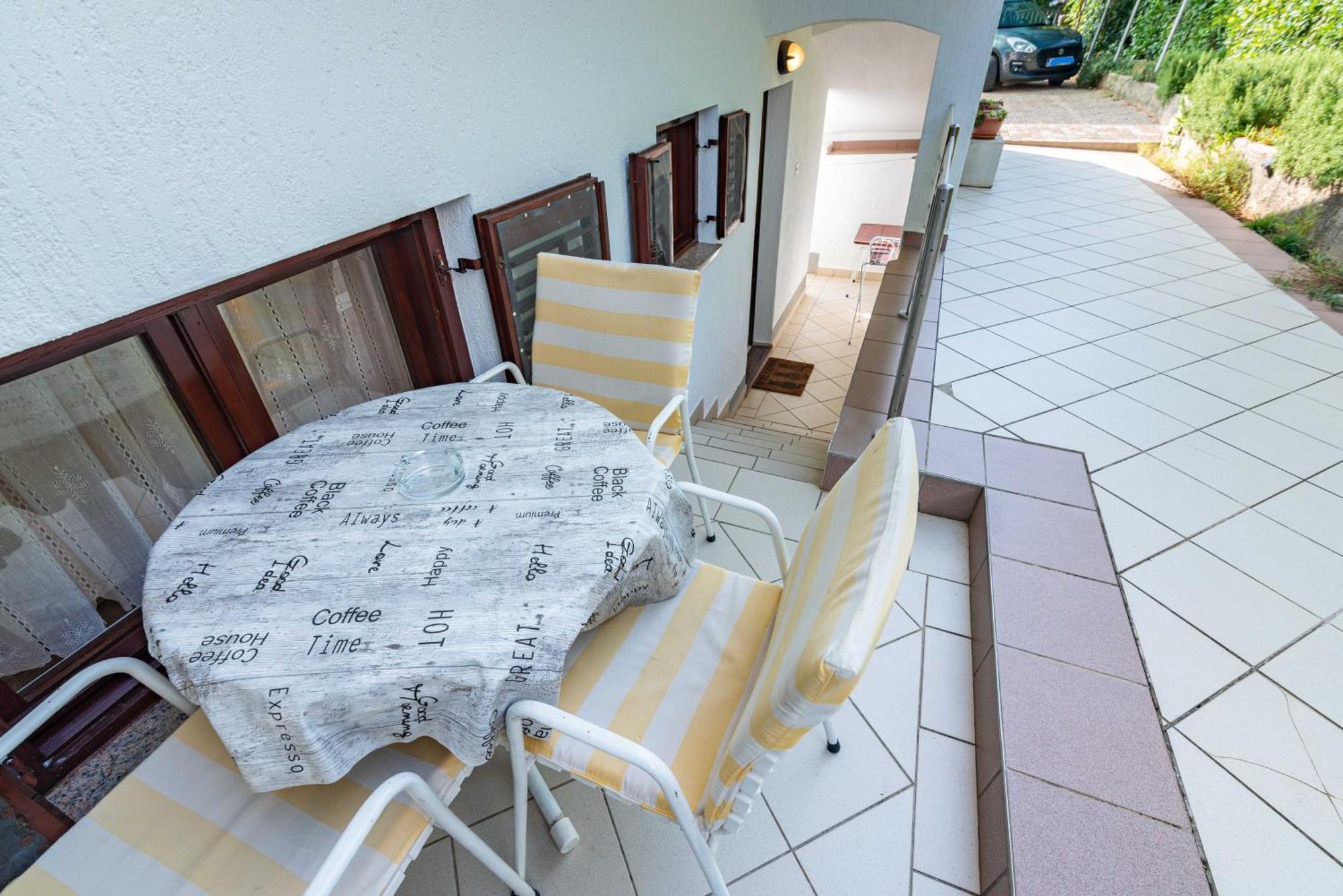 Apt Ana, Malinska, Vantacici, Island Krk Luaran gambar