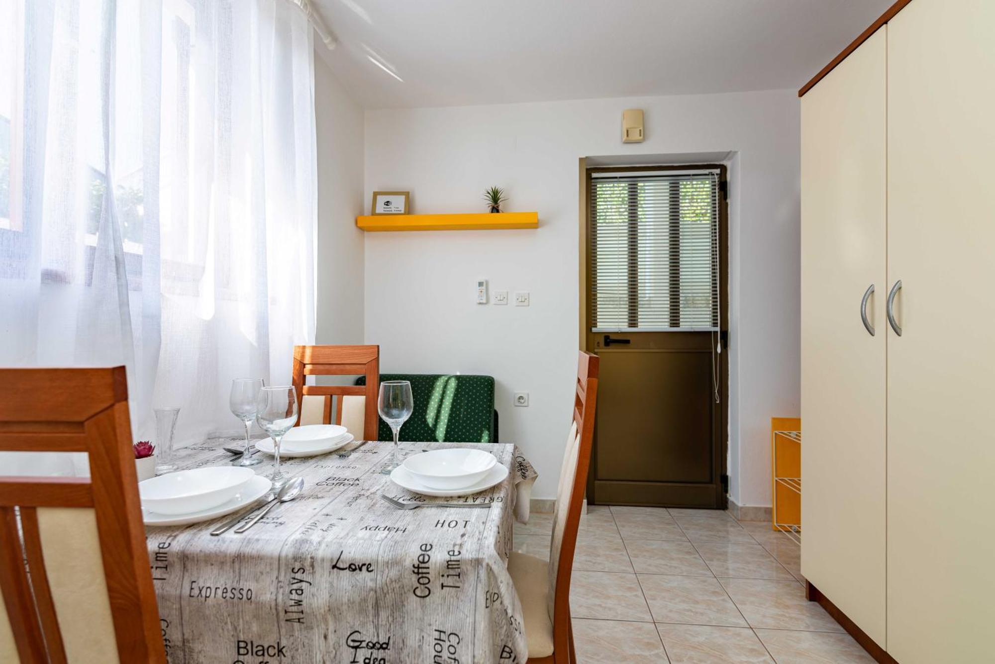 Apt Ana, Malinska, Vantacici, Island Krk Luaran gambar